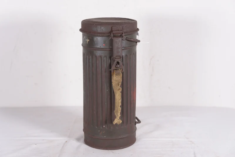 WH WW2 Gasmaskenbehälter
