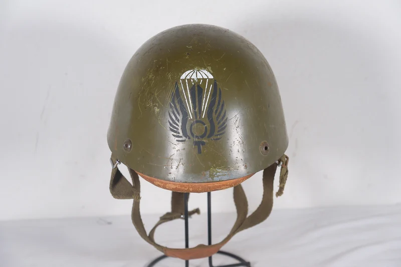 Fallschirmjägerhelm M.42/60 aus den 60er/80er Jahren