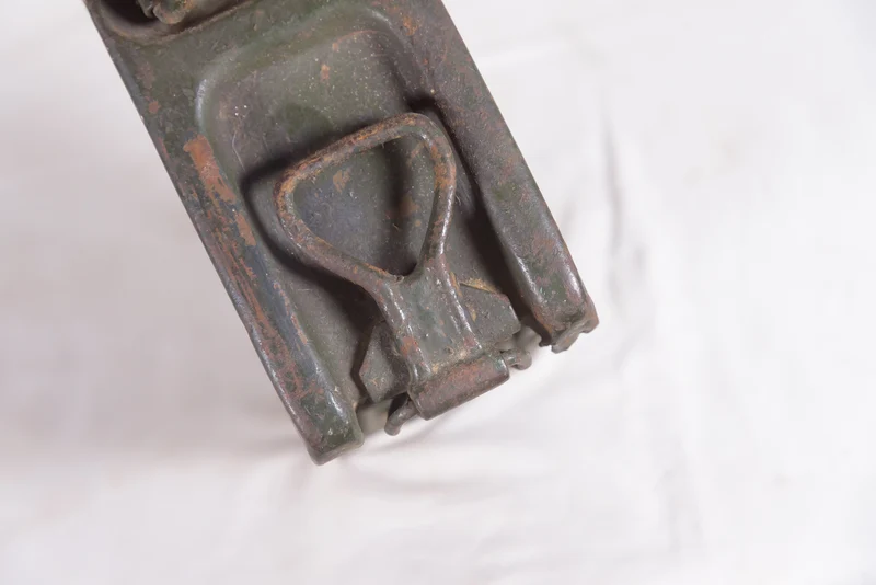 Munitionsgurtkassette für MG 42 aus dem Zweiten Weltkrieg