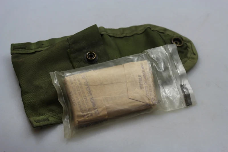 US Army 2000 – Erste-Hilfe-Tasche mit Verband
