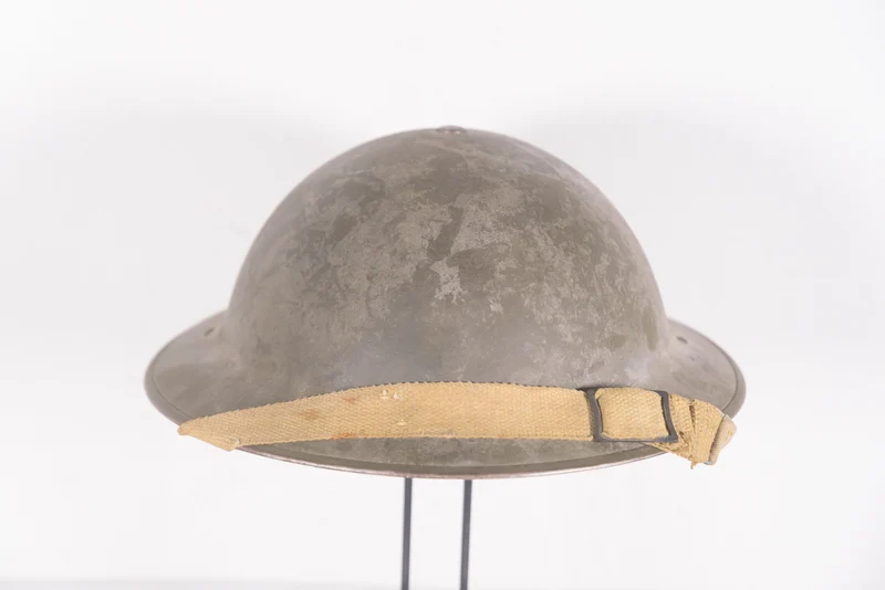 Englischer Mk2-Helm aus dem 2. Weltkrieg