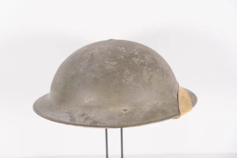 Englischer Mk2-Helm aus dem 2. Weltkrieg