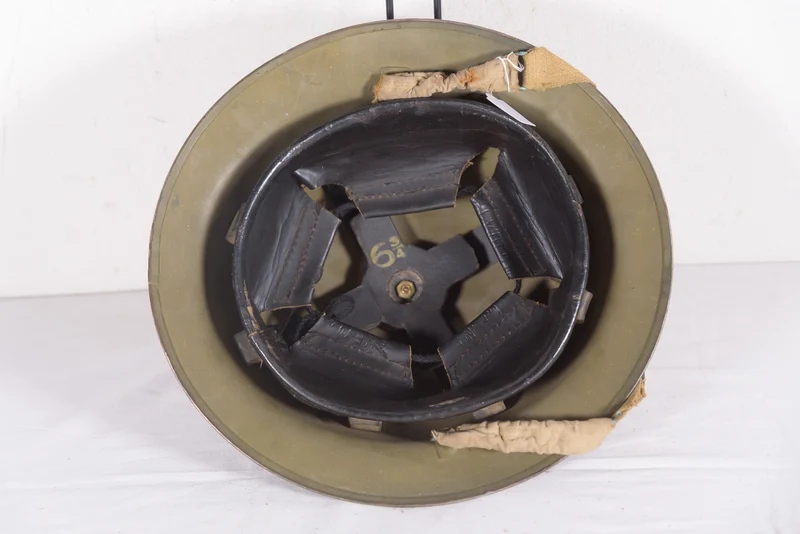 Englischer Mk2-Helm aus dem 2. Weltkrieg