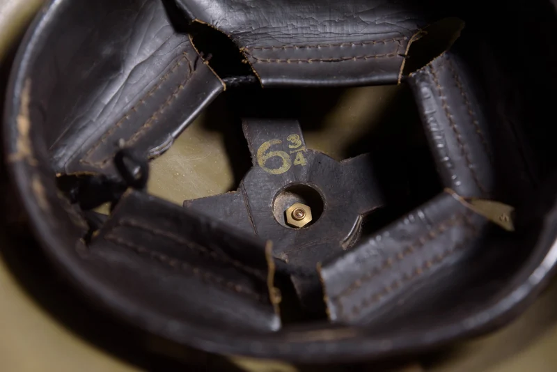 Englischer Mk2-Helm aus dem 2. Weltkrieg