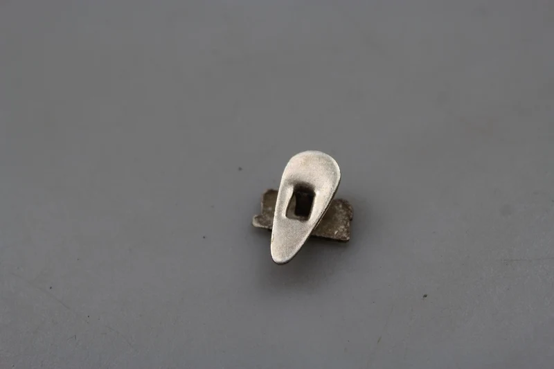 Anstecknadel mit Kampfmotiven von 1923
