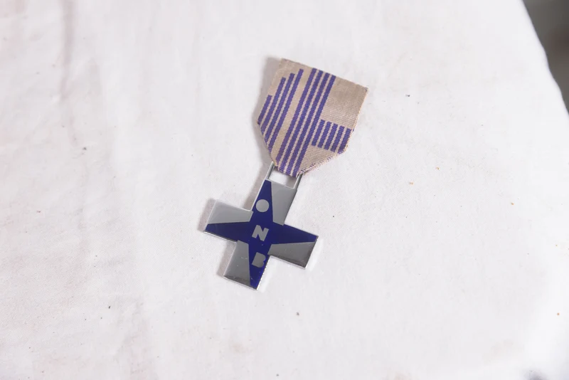 ONB-Verdienstkreuz mit Urkunde aus den 30er/40er Jahren