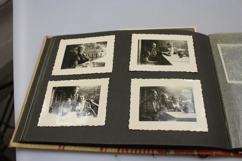 Fotoalbum + Dokumente aus den 30er und 40er Jahren