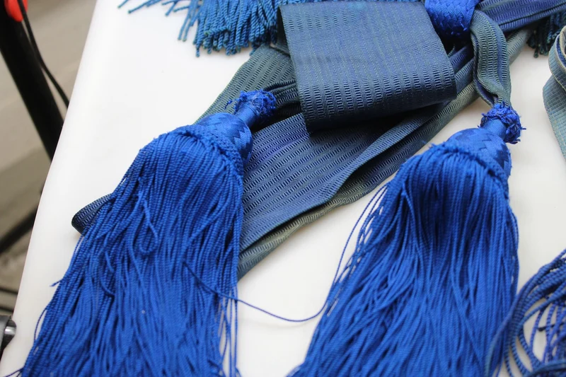 # 4 Offizielle blaue REI-Armbänder aus den 20er/40er Jahren