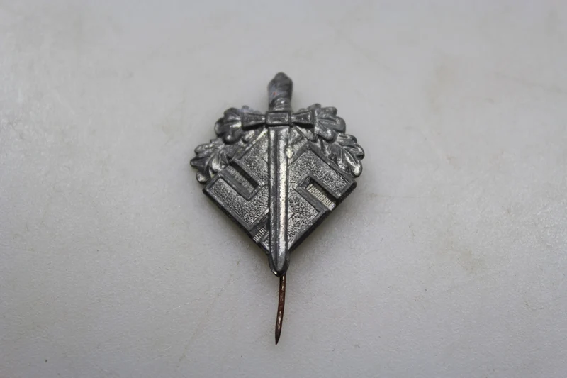 Pin NSKOV 30s/40s