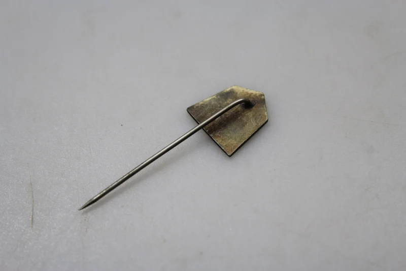 OND-Anstecknadel