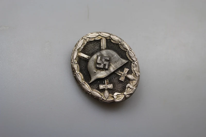 Verwundetenabzeichen 2. Klasse „silber“ aus dem Zweiten Weltkrieg