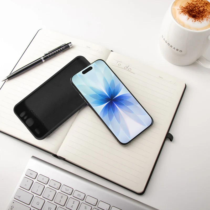 Cadorabo Hülle kompatibel mit Apple iPhone 17 Hülle Silikon Handyhülle für yxy Case aus flüssigem Silikon- kratzfeste und stoßfeste dünne TPU Schutzhülle