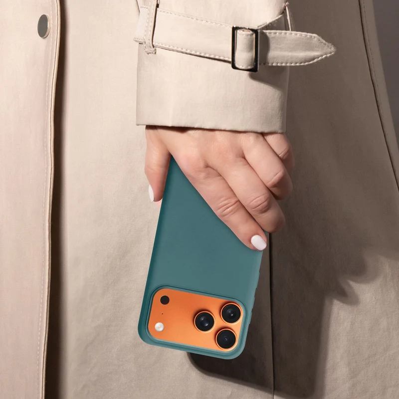 Cadorabo Hülle kompatibel mit Apple iPhone 17 PRO Hülle Silikon Handyhülle für yxy Case aus flüssigem Silikon- kratzfeste und stoßfeste dünne TPU Schutzhülle