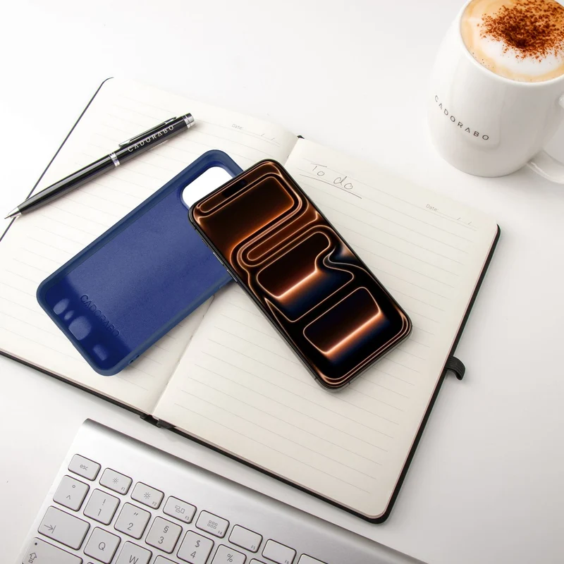 Cadorabo Hülle kompatibel mit Apple iPhone 17 PRO MAX Hülle Silikon Handyhülle für yxy Case aus flüssigem Silikon- kratzfeste und stoßfeste dünne TPU Schutzhülle