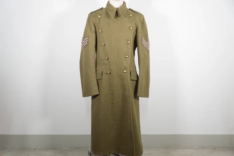 Mantel der königlichen Armee aus dem Zweiten Weltkrieg