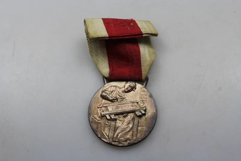 Scholastic-Medaille 1939/40 - XVII°
