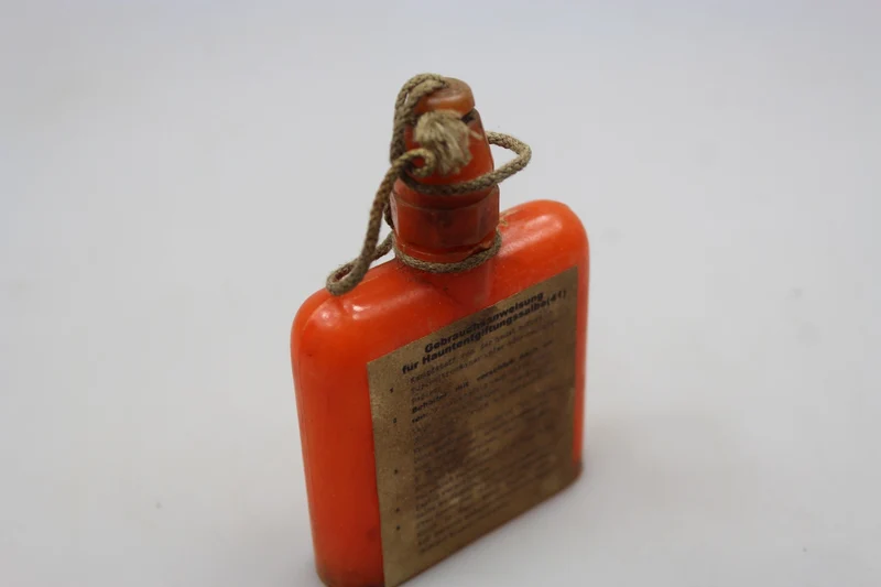 Hautengiftungsalbe - 1942/3