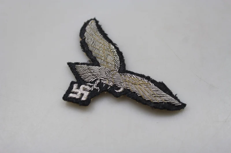 Brustadler eines Offiziers der Luftwaffe aus dem Zweiten Weltkrieg
