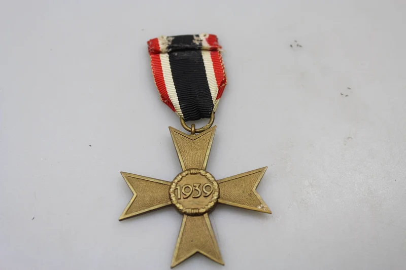 Verdienstkreuz ohne Schwerter II. Klasse