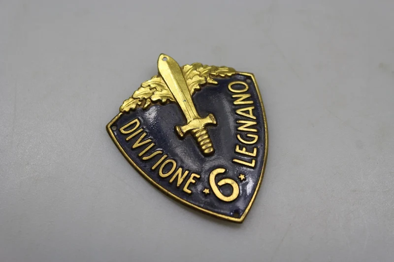 Armschild der 6. REI-Division „Legnano“ aus dem Zweiten Weltkrieg