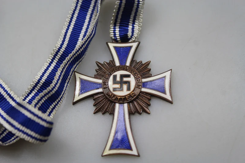 Mutterkreuz 3. Klasse „Bronze“