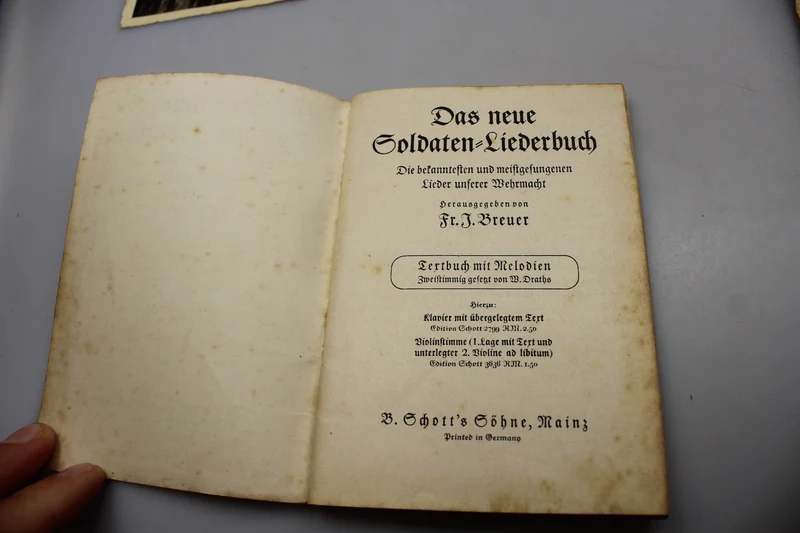 „Das zweite neue Soldatenliederbuch“, Band 1