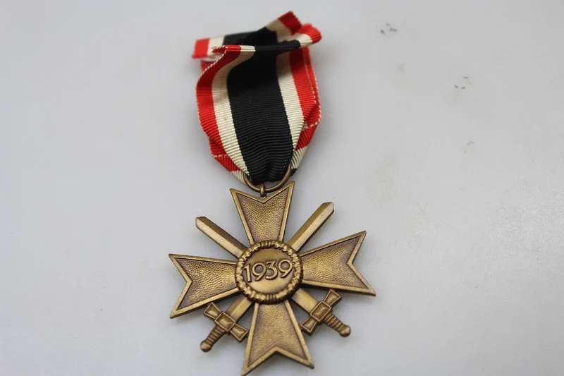 Verdienstkreuz mit Schwertern zweiter Klasse, Zweiter Weltkrieg