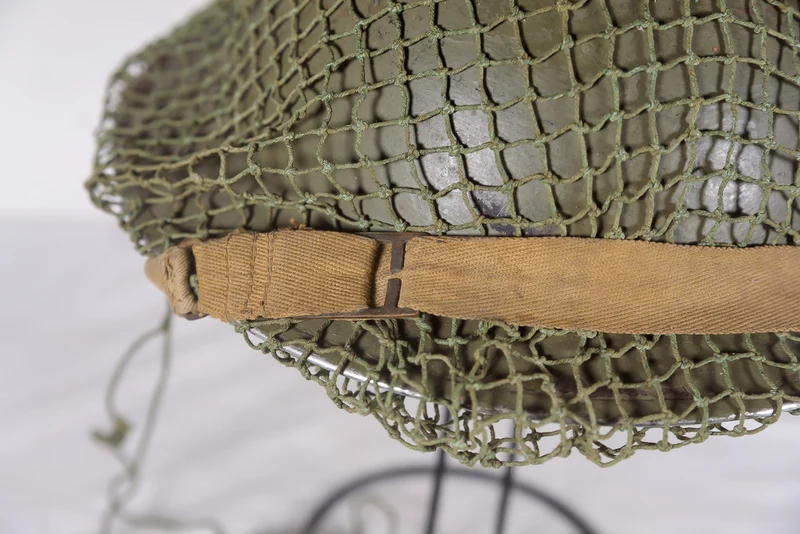 Britischer Mk2-Helm aus dem Zweiten Weltkrieg