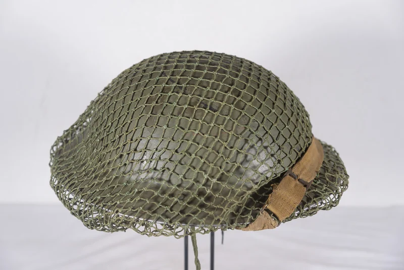 Britischer Mk2-Helm aus dem Zweiten Weltkrieg
