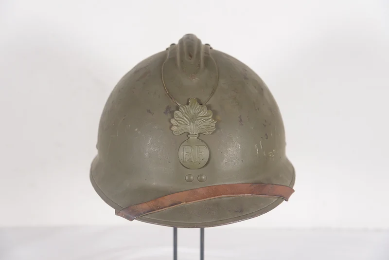Adrian M.26, französischer Helm aus dem 2. Weltkrieg