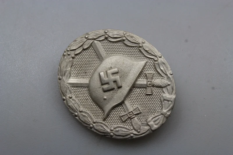 Verwundetenabzeichen 2. Klasse „silber“ aus dem Zweiten Weltkrieg