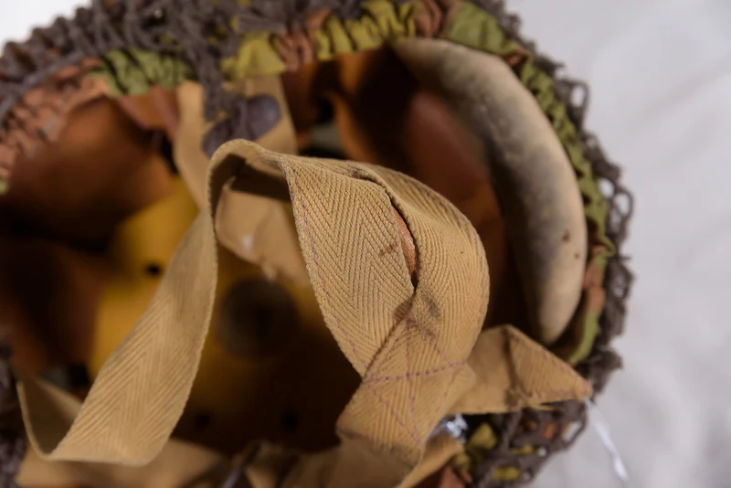 M.42/60 Helm für Fallschirmjäger der italienischen Armee