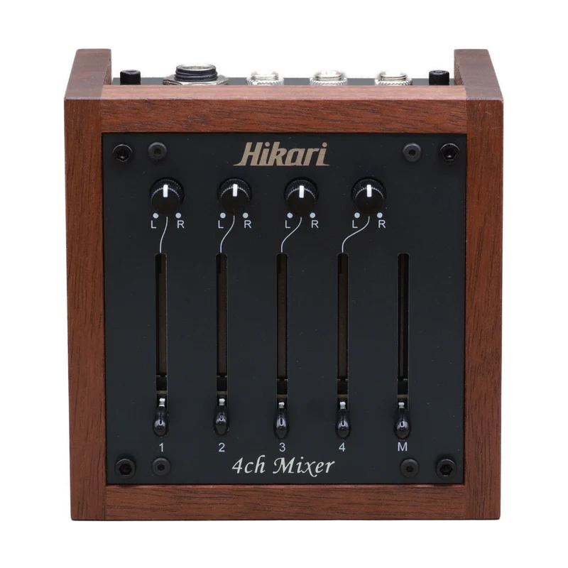 Hikari Instruments 4-Kanal-Mischpult