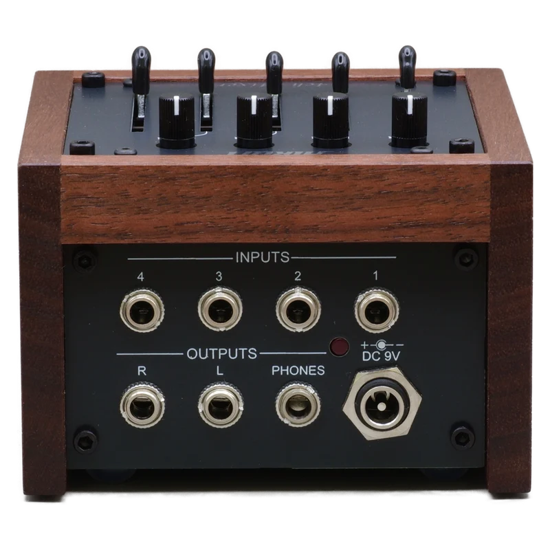 Hikari Instruments 4-Kanal-Mischpult