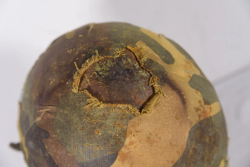 M.42/60 Helm für Fallschirmjäger der italienischen Armee