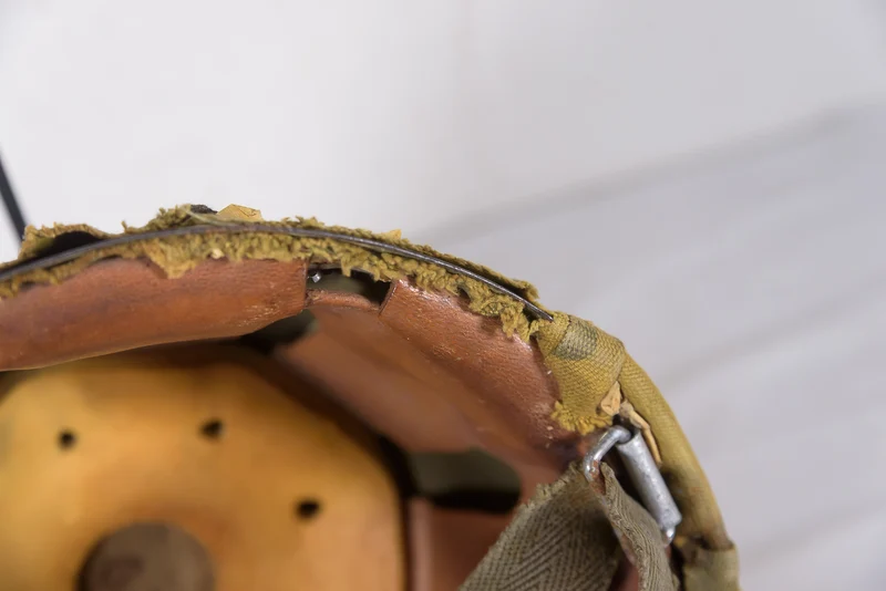 M.42/60 Helm für Fallschirmjäger der italienischen Armee