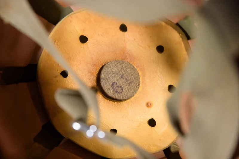 M.42/60 Helm für Fallschirmjäger der italienischen Armee