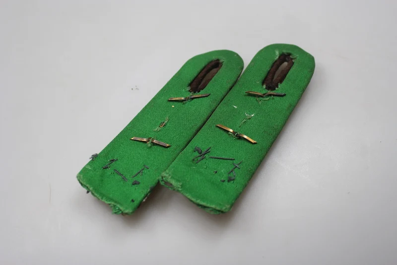 Paar Schulterpolster von Hauptwachtmeister Polizei WW2