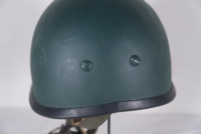 Fallschirmjägerhelm der Bundeswehr aus den 60er und 70er Jahren