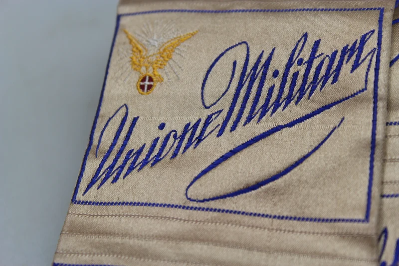 Etiketten "Militärunion".