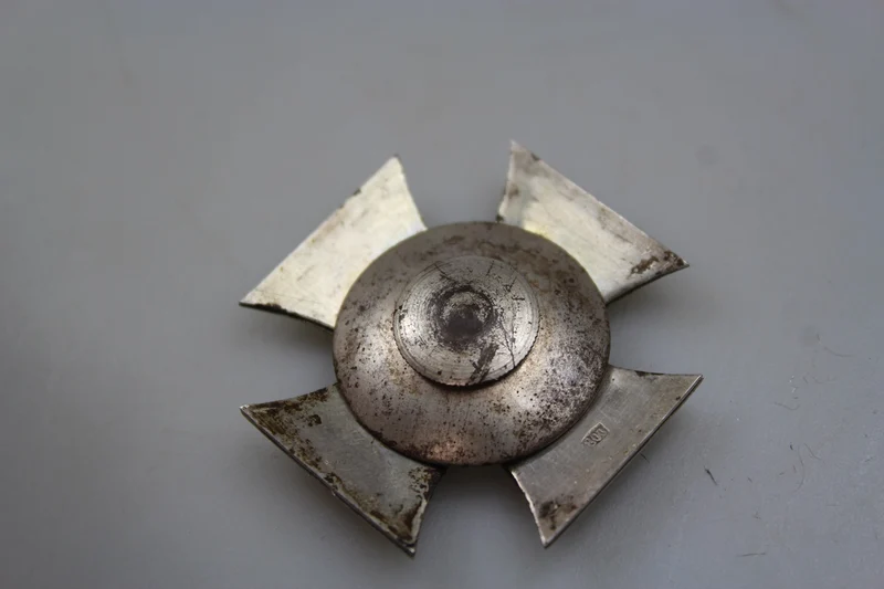 Eisernes Kreuz 1. Klasse aus dem Ersten Weltkrieg, mit Schraubverschluss