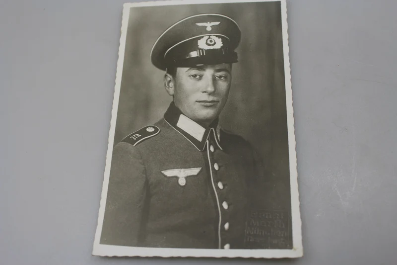 Foto aus dem Studio der US-Armee aus dem Zweiten Weltkrieg