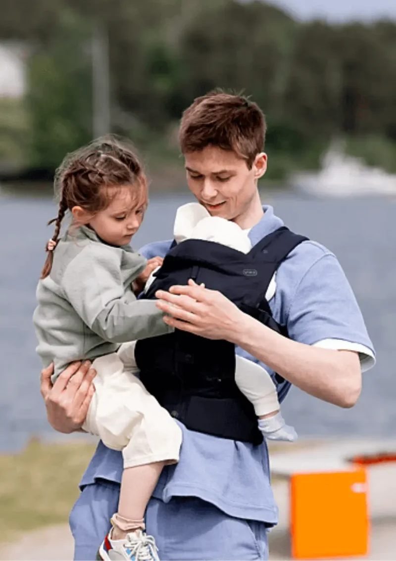 Babytrage mit Reißverschluss 'Huddle' Black