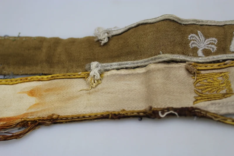 Paar kretische und afrikanische WH-Armbänder aus dem Zweiten Weltkrieg