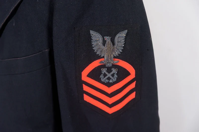 Jacke eines Obermaats der US-Marine aus dem Zweiten Weltkrieg