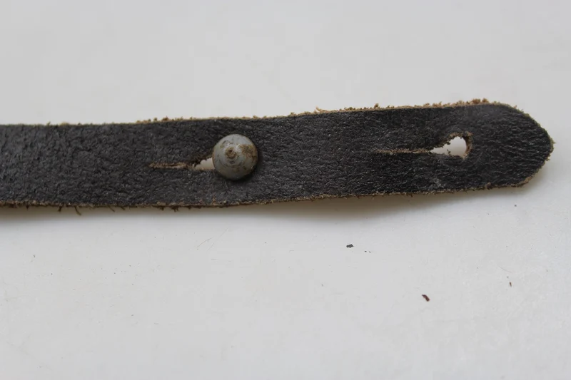 REPRO langer Kinnriemen für deutschen Helm aus dem Zweiten Weltkrieg