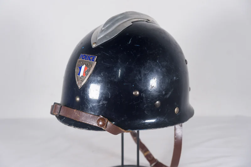Französischer Polizeihelm aus den 60er Jahren
