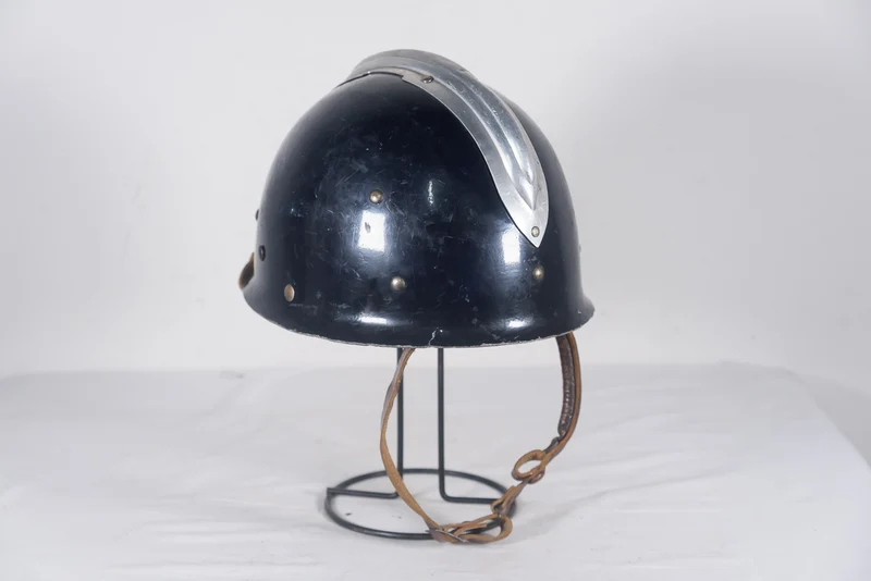 Französischer Polizeihelm aus den 60er Jahren