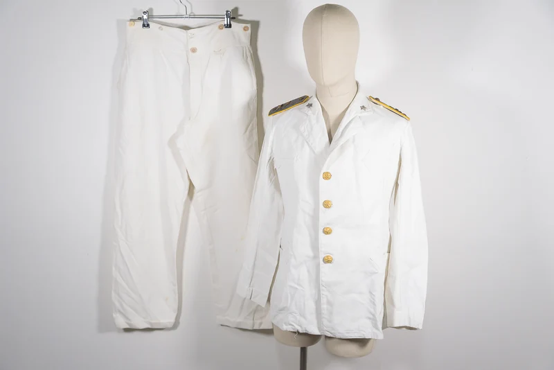 Sommeruniform eines Artillerieoffiziers M.34 REI aus den 30er/40er Jahren