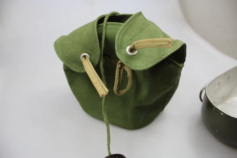 Vietnam 1964/74 - Nordvietnamesische Wasserflasche